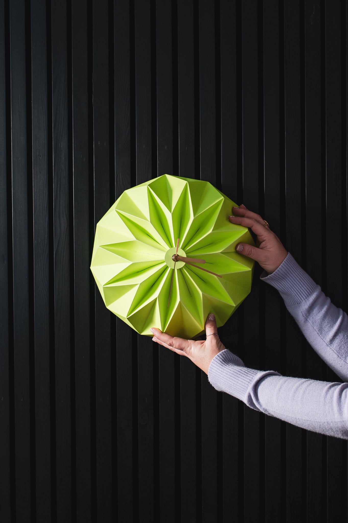 NEON YELLOW ORIGAMI CLOCK – Origami Est